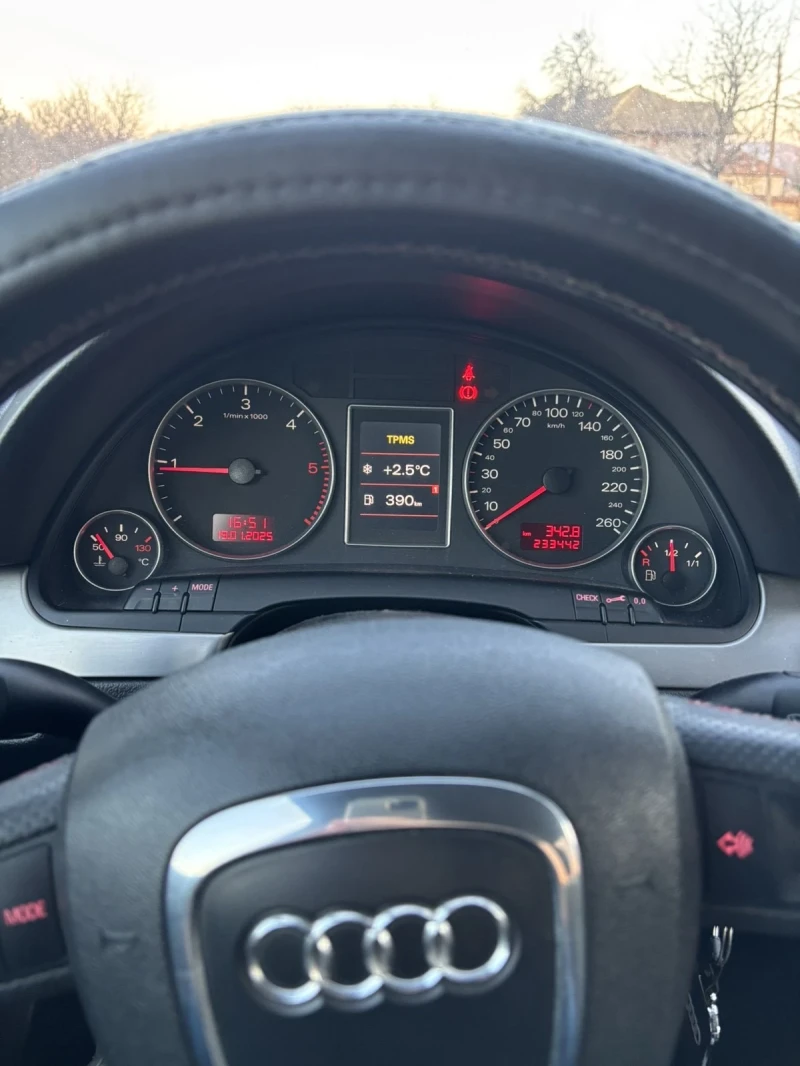 Audi A4, снимка 10 - Автомобили и джипове - 48794927