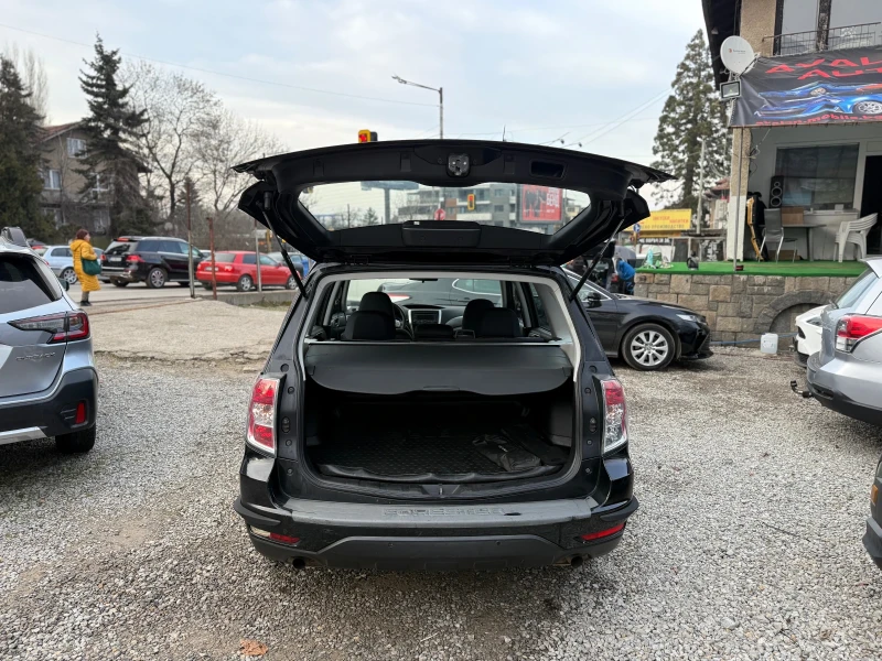 Subaru Forester 2.0 LPG Executive, снимка 17 - Автомобили и джипове - 48985521