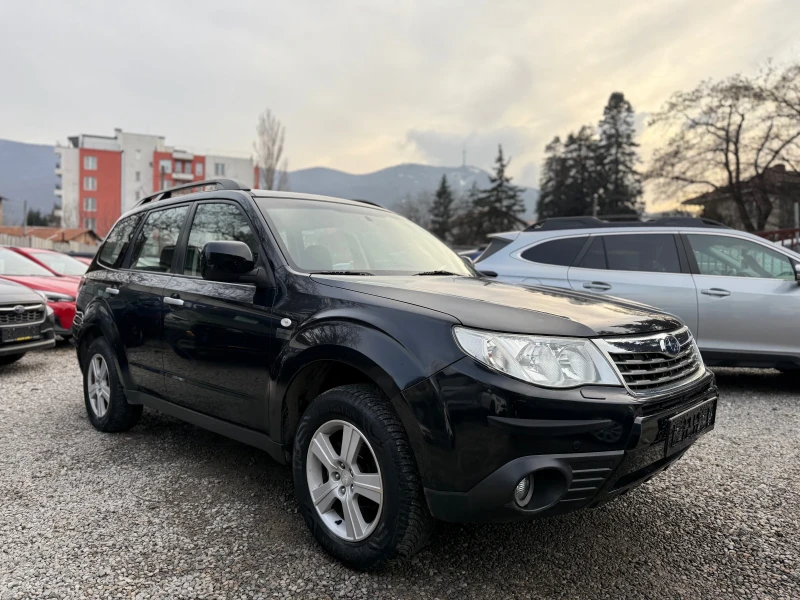 Subaru Forester 2.0 LPG Executive, снимка 3 - Автомобили и джипове - 48985521