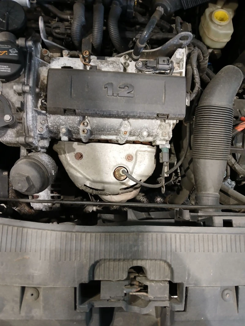 Seat Ibiza 1.2, снимка 4 - Автомобили и джипове - 50929935