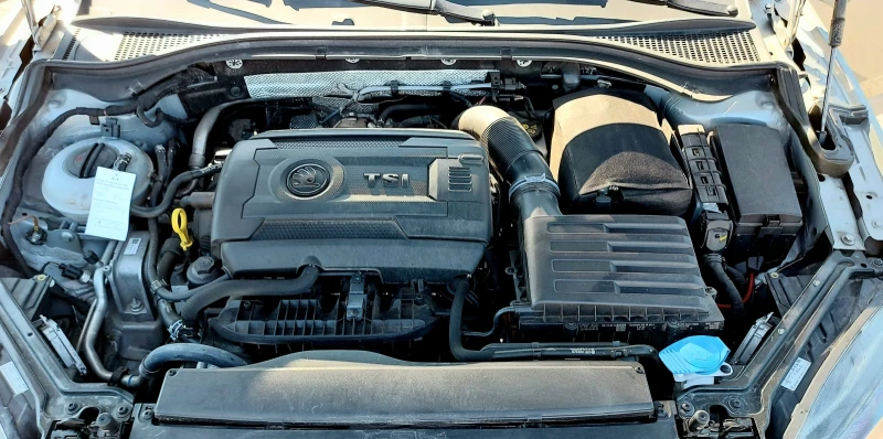 Skoda Superb 53.700 KM  1.8 TSI Bi-Xenon, снимка 9 - Автомобили и джипове - 51802099