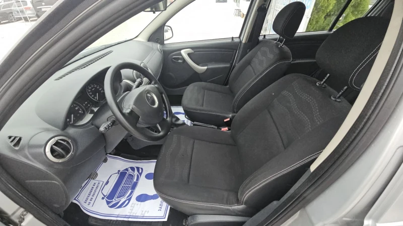 Dacia Sandero Stepway1.6I.2010г.Отлична, снимка 10 - Автомобили и джипове - 52447351