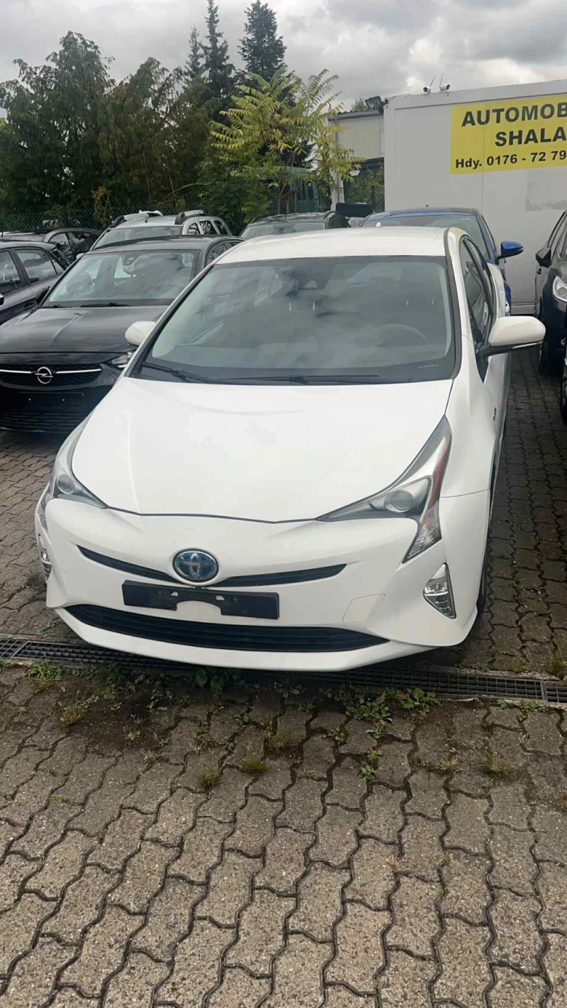 Toyota Prius 1.8 Hibrid , снимка 10 - Автомобили и джипове - 52916452