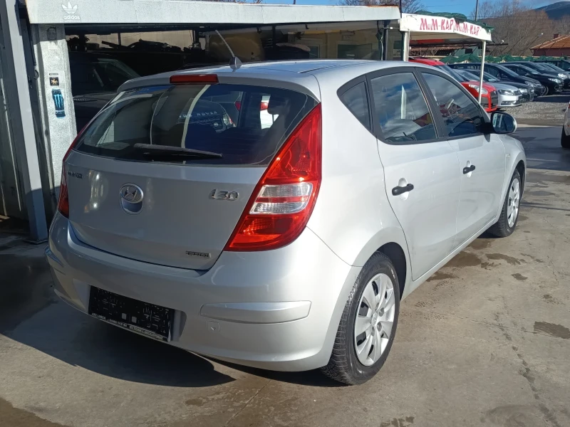 Hyundai I30 1.6crdi, снимка 4 - Автомобили и джипове - 53124466