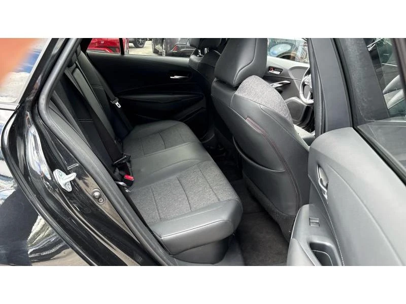 Toyota Corolla TS 1.8HSD EXECUTIVE PLUS, снимка 7 - Автомобили и джипове - 54853102