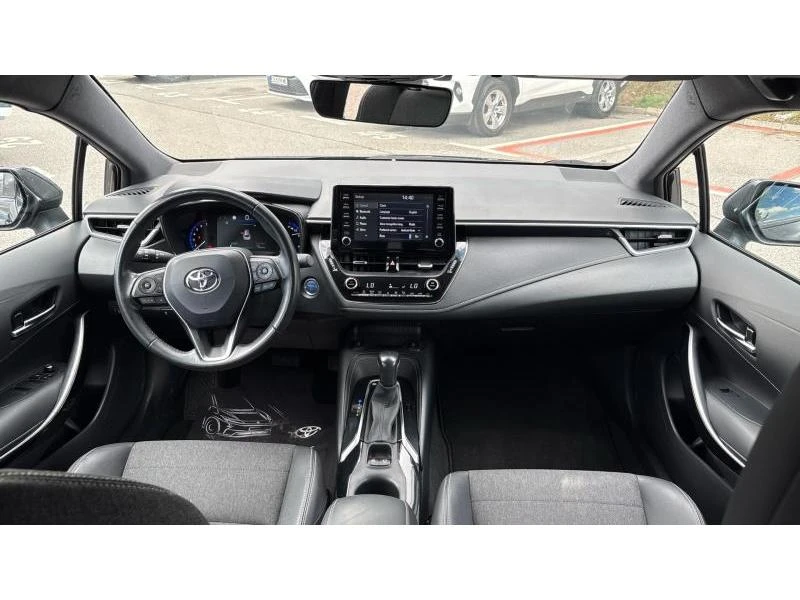 Toyota Corolla TS 1.8HSD EXECUTIVE PLUS, снимка 8 - Автомобили и джипове - 54853102