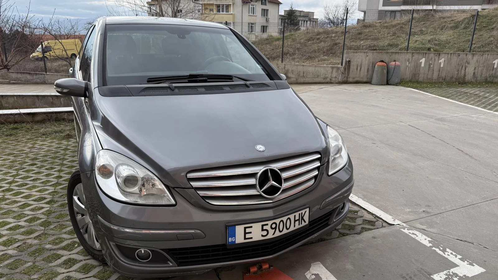 Mercedes-Benz B 200, снимка 1