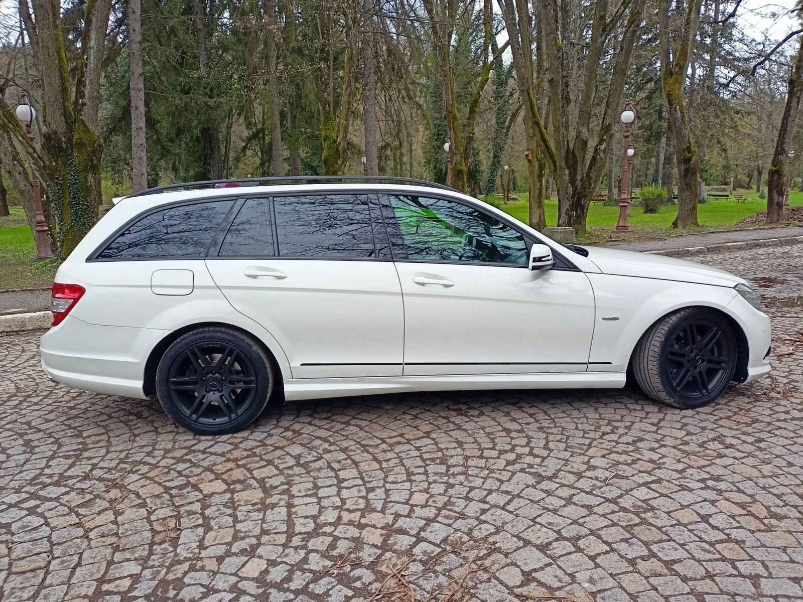 Mercedes-Benz C 320 Amg 4matic - изображение 6
