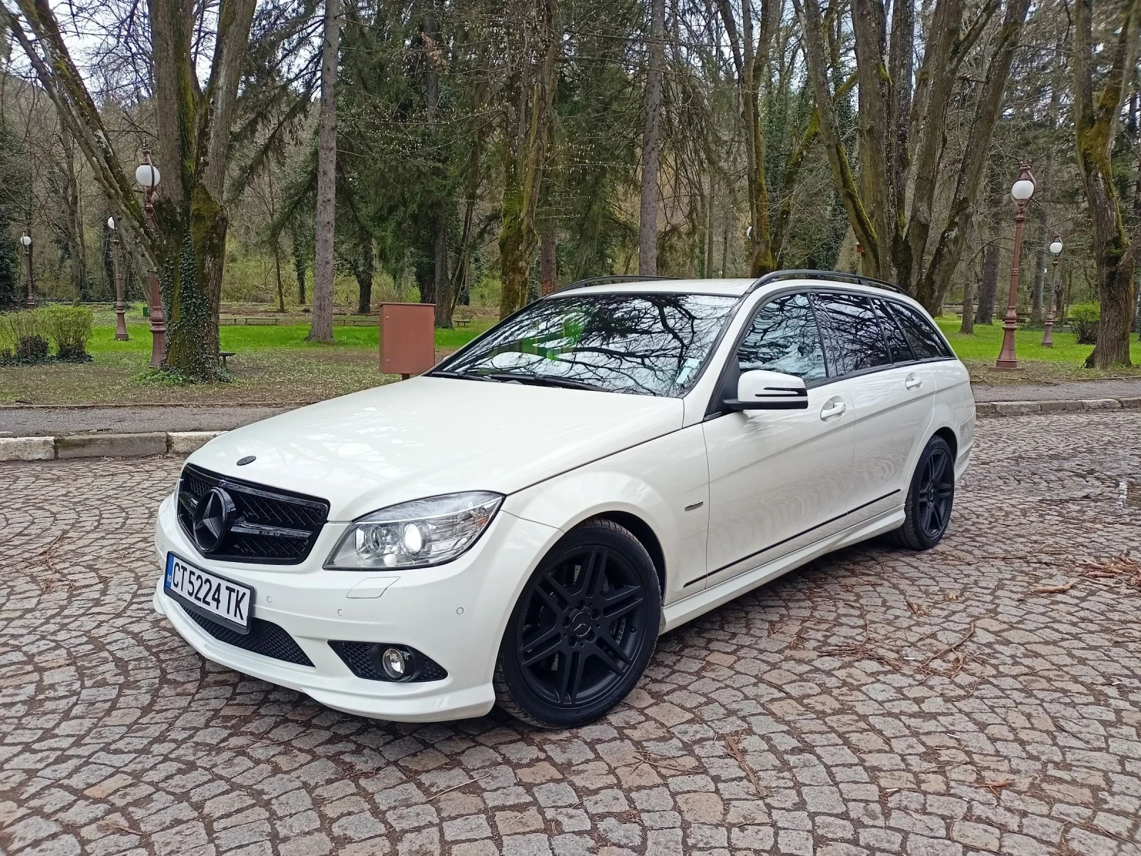 Mercedes-Benz C 320 Amg 4matic - изображение 3
