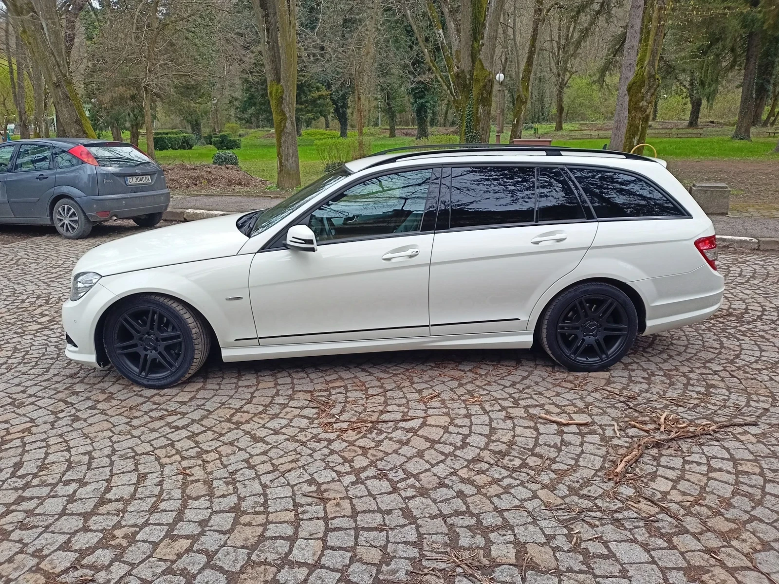 Mercedes-Benz C 320 Amg 4matic - изображение 2