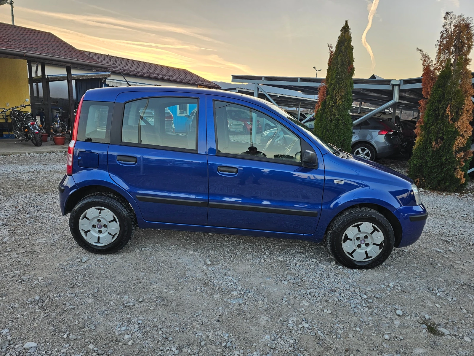 Fiat Panda 1.1 БЕНЗИН ! ! РЕАЛНИ КИЛОМЕТРИ ! ! КЛИМАТИК - изображение 6