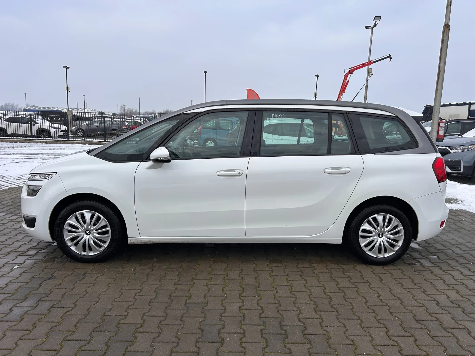 Citroen Grand C4 Picasso 1.6HDI NAVI 6+ 1 - изображение 9