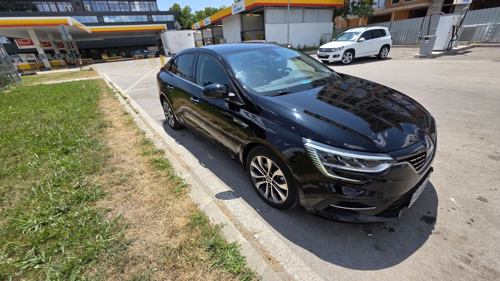Renault Megane MEGANE Sedan Intense TCe 140 бензин EDC - изображение 5