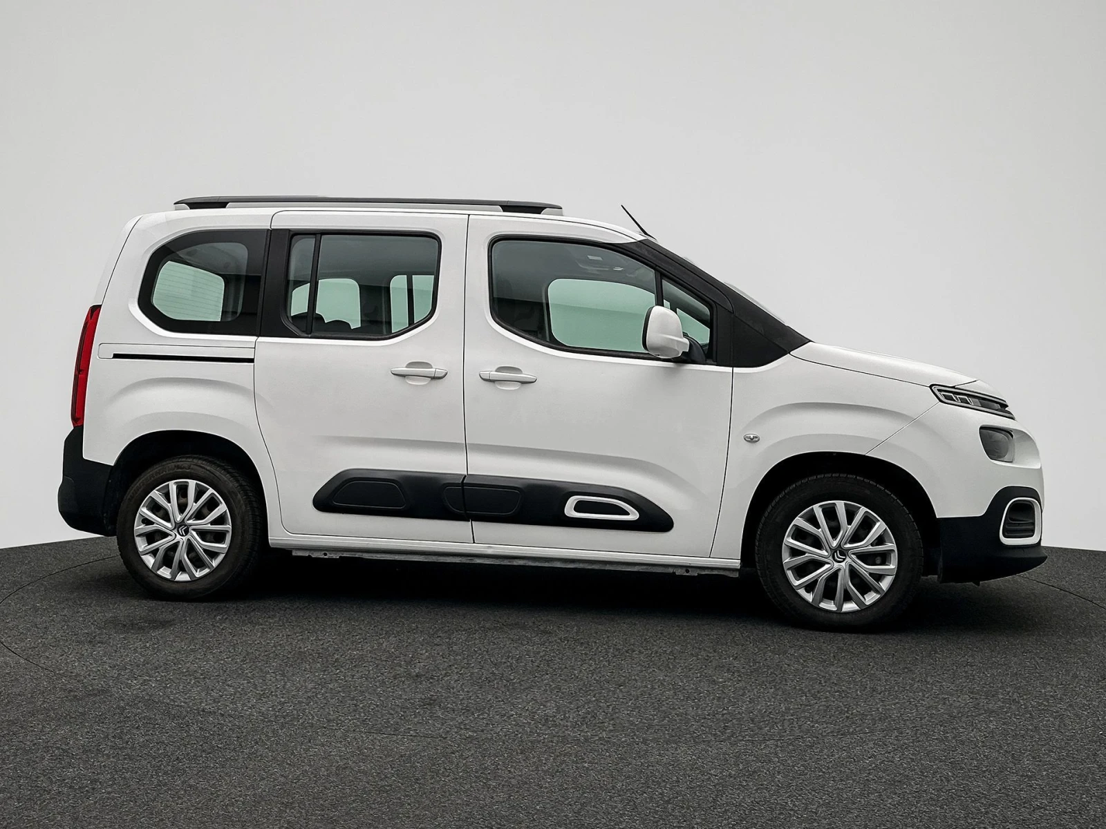 Citroen Berlingo Feel - изображение 6