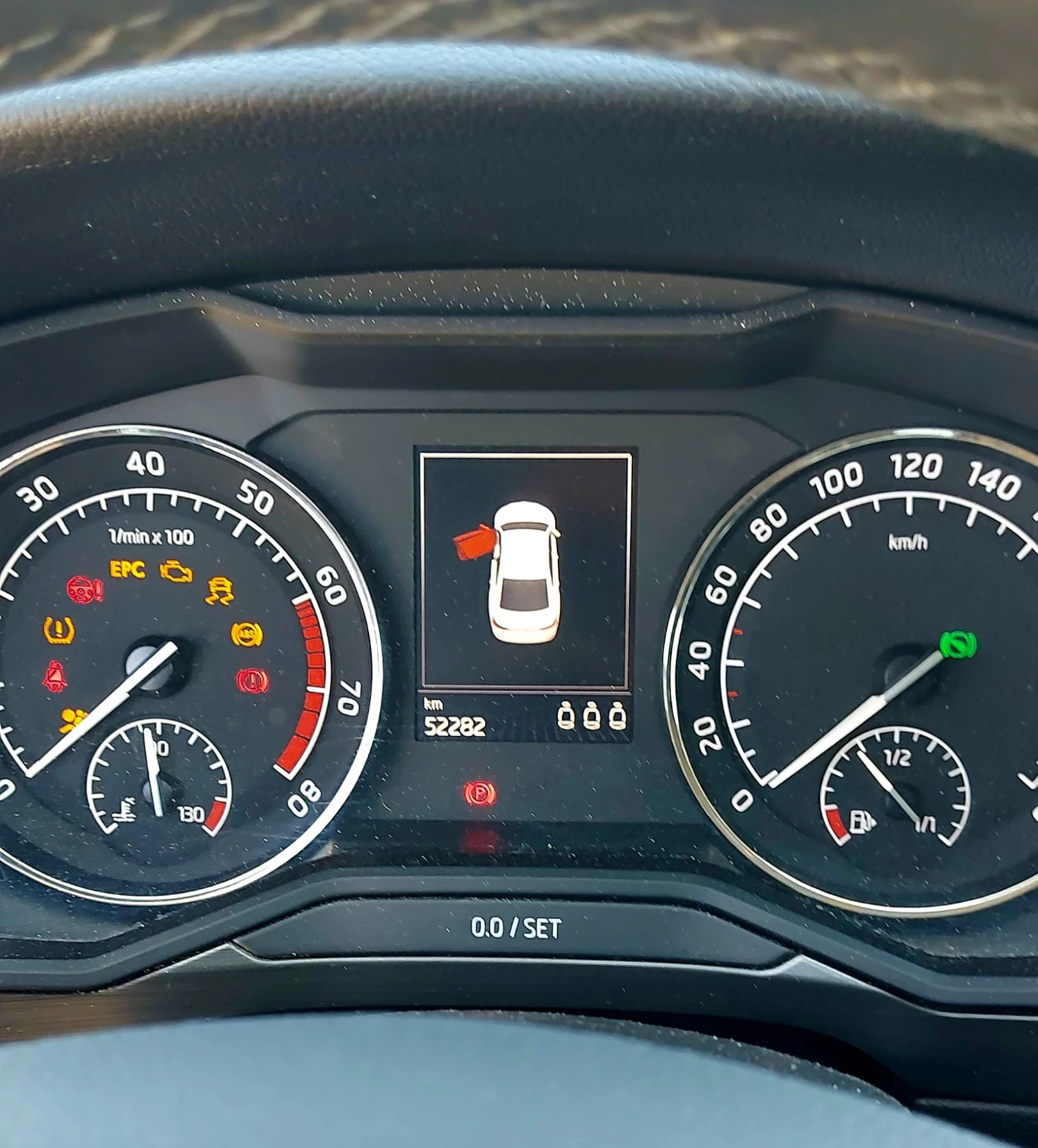 Skoda Superb 52.300 KM  1.8 TSI Bi-Xenon - изображение 7