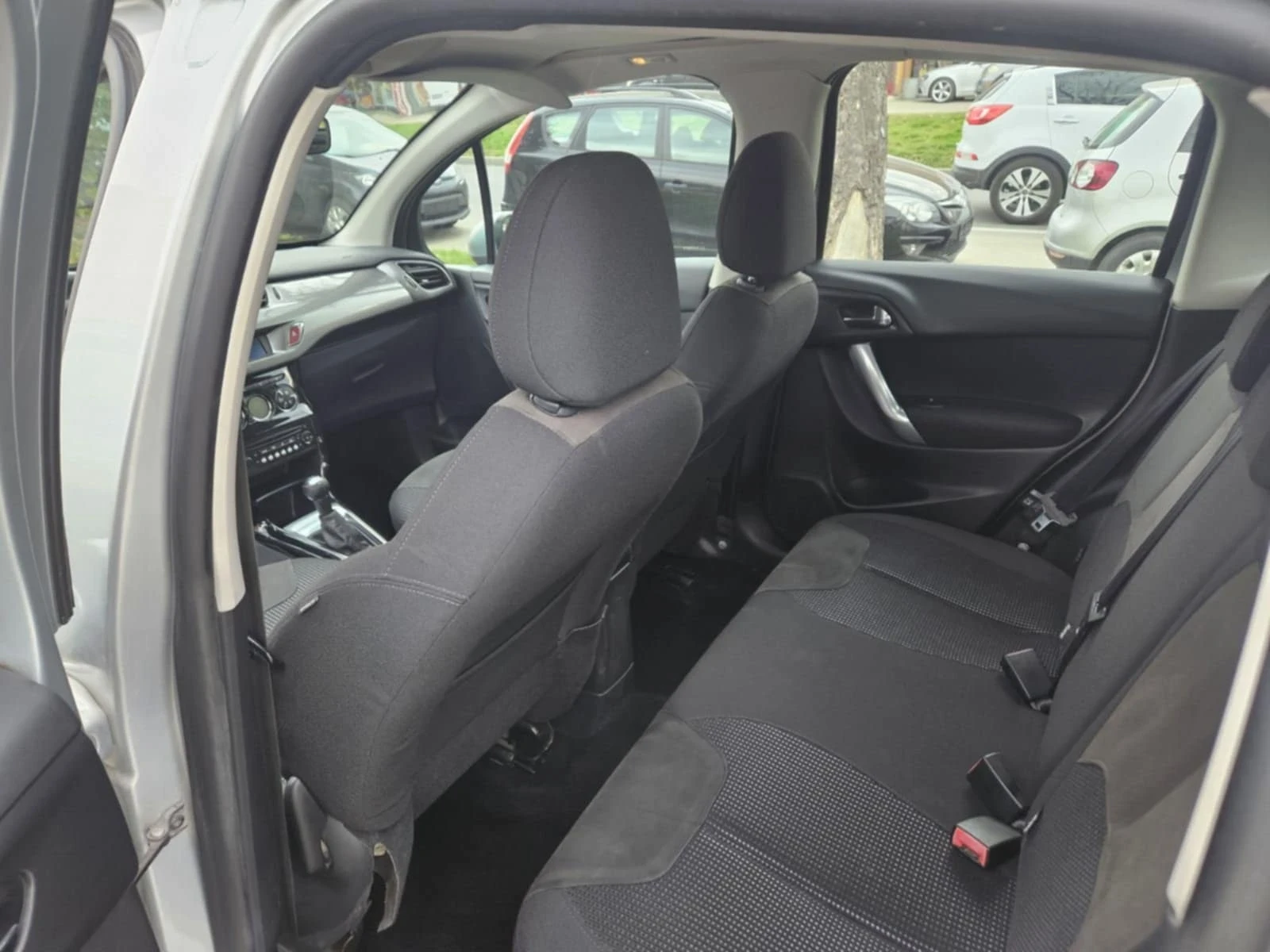 Citroen C3 1, 4 дизел 70 к.с - изображение 8