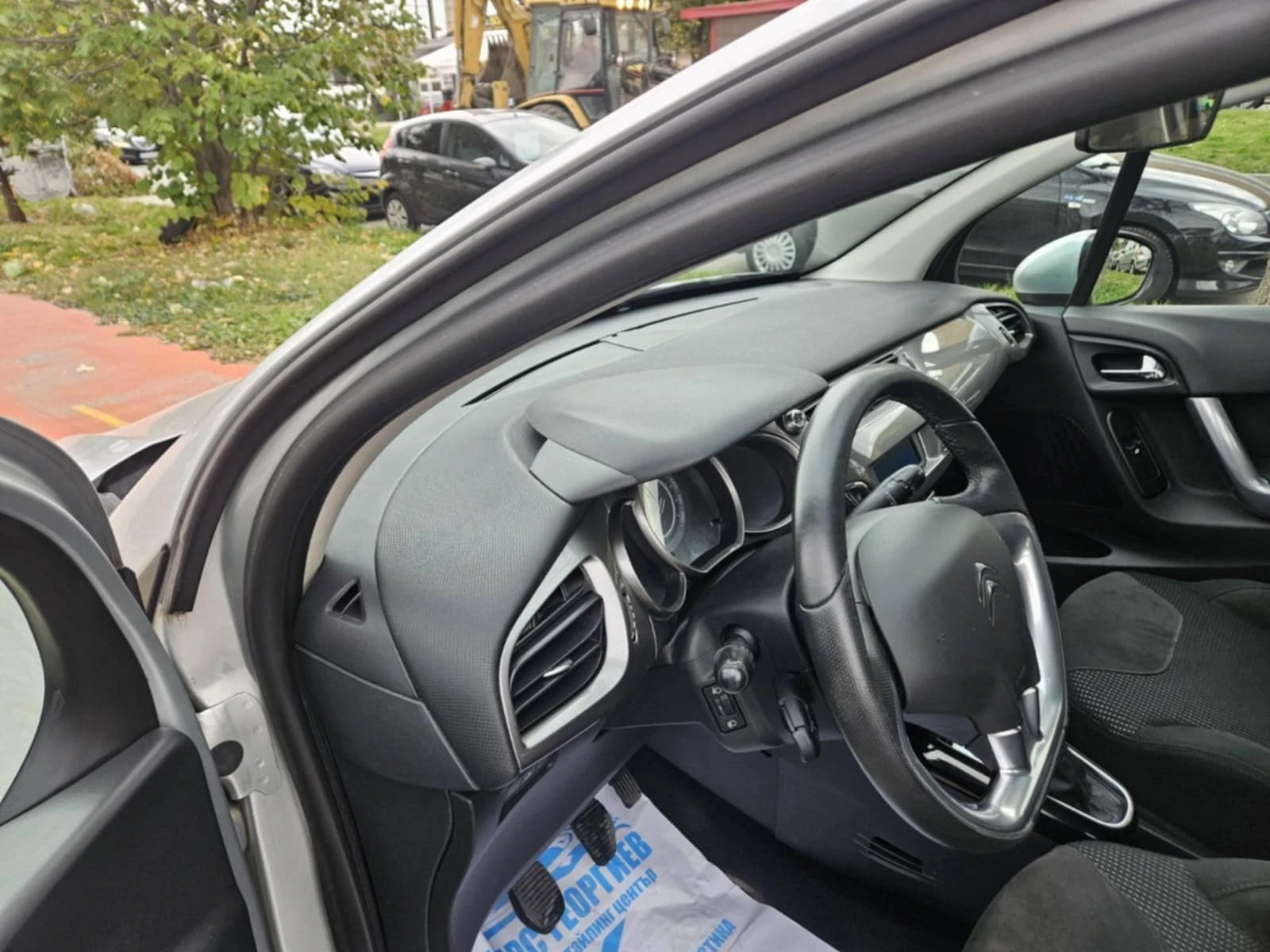 Citroen C3 1, 4 дизел 70 к.с - изображение 7