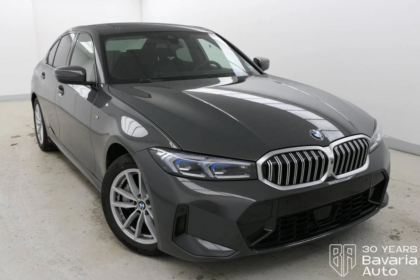 BMW 330 i xDrive M Sport Paket Sportautomatic | Mobile.bg   4