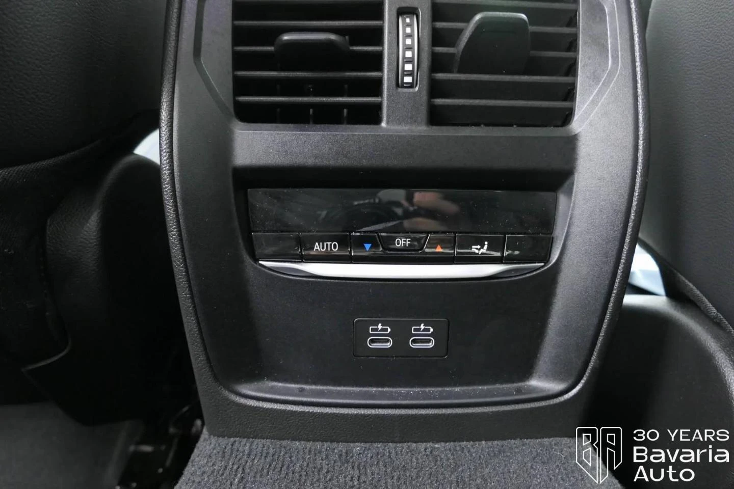 BMW 330 i xDrive M Sport Paket Sportautomatic | Mobile.bg   13