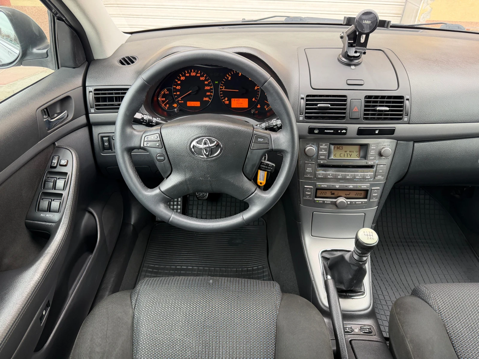 Toyota Avensis 2.0D4-D 126к.с. T25 FACE ГЕРМАНИЯ, снимка 10 - Автомобили и джипове - 53788384