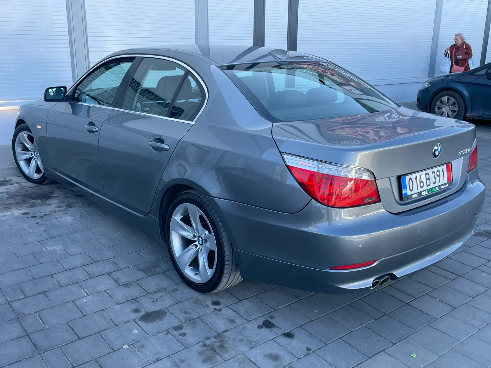 BMW 530 FACE/SAT ��������� �����/235hp/18������/������ | Mobile.bg � ����������� 6