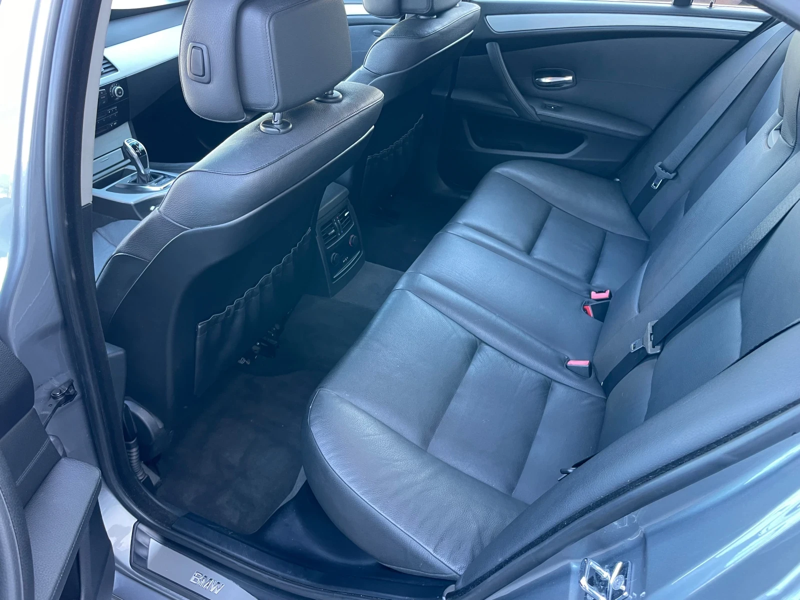 BMW 530 FACE/SAT ��������� �����/235hp/18������/������ | Mobile.bg � ����������� 12