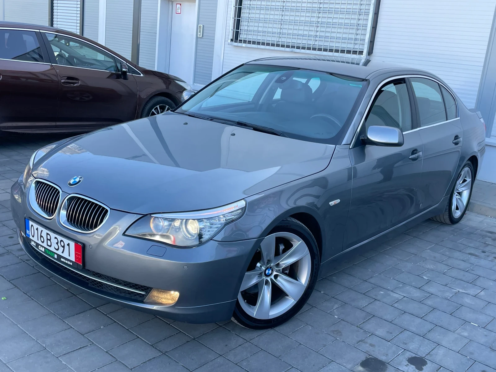 BMW 530 FACE/SAT ��������� �����/235hp/18������/������ | Mobile.bg � ����������� 1