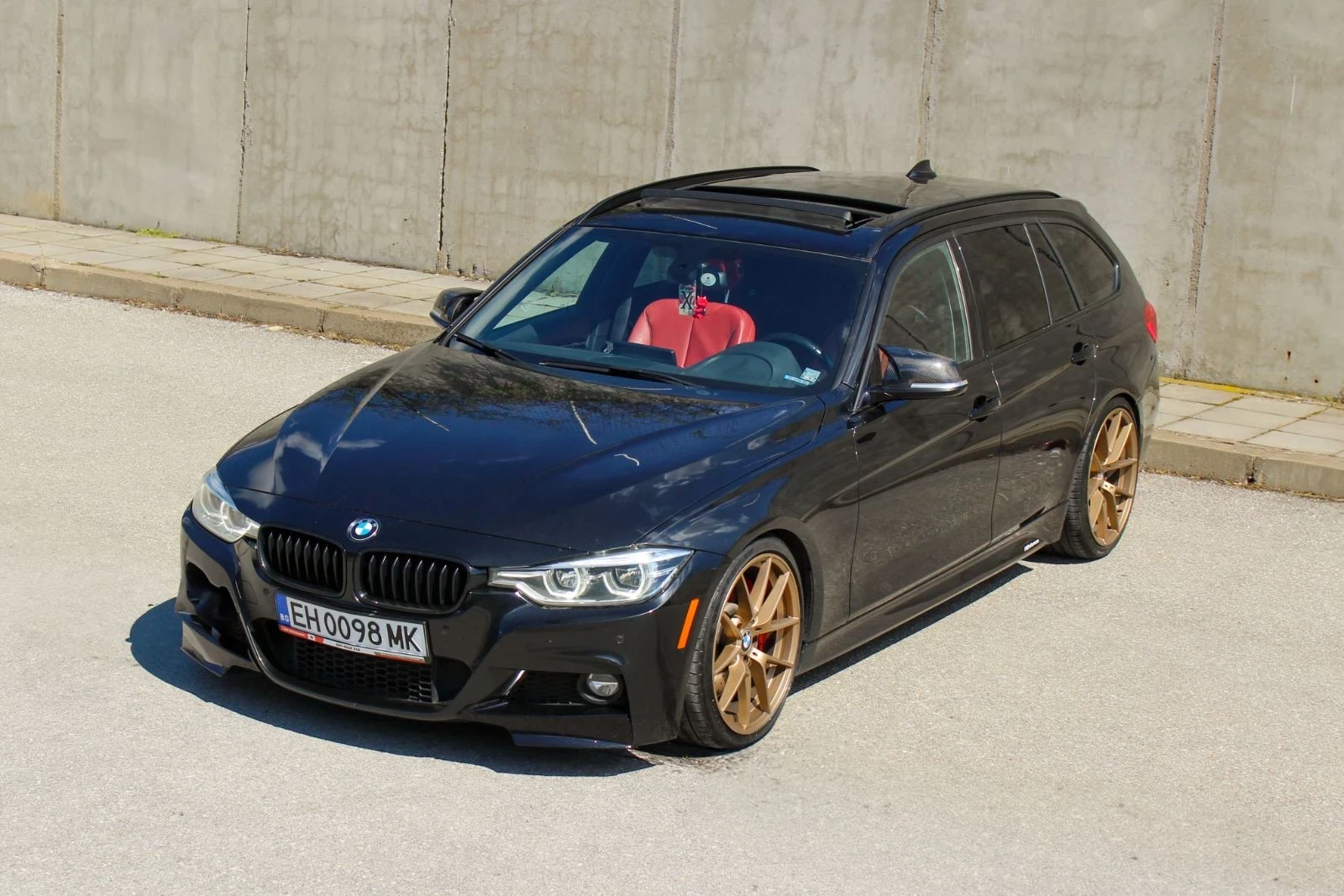 BMW 330  MPerformance, снимка 4 - Автомобили и джипове - 54528932