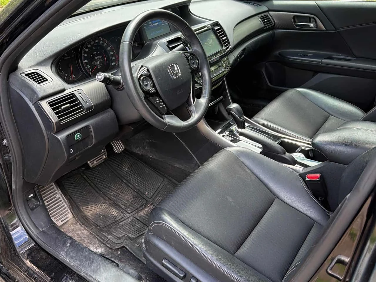 Honda Accord * Sport * АВТОКРЕДИТ БЕЗ ПЪРВОНАЧАЛНА ВНОСКА* , снимка 5 - Автомобили и джипове - 54701212