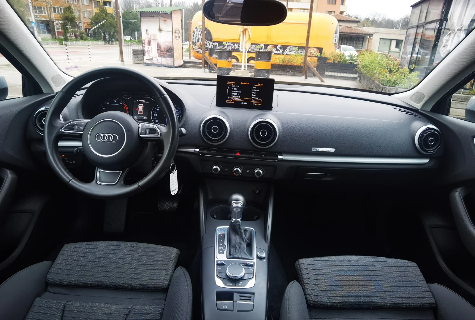 Audi A3 1.4 G-tron/метан, снимка 11 - Автомобили и джипове - 55340494