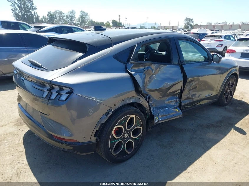 Ford Mustang Mach-E Gt, снимка 4 - Автомобили и джипове - 55469222