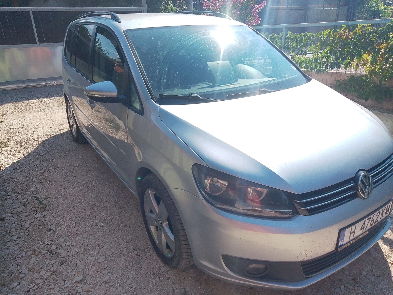 VW Touran 1.6, снимка 3 - Автомобили и джипове - 55542069