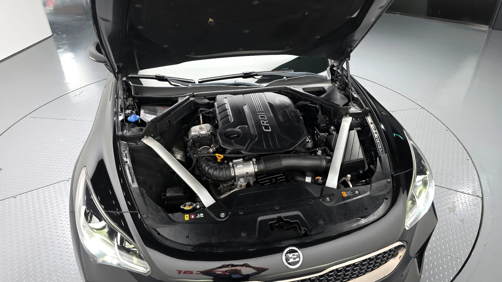 Kia Stinger 2.2 CRDi AWD Platinum | HUD | AWD, снимка 7 - Автомобили и джипове - 55546750