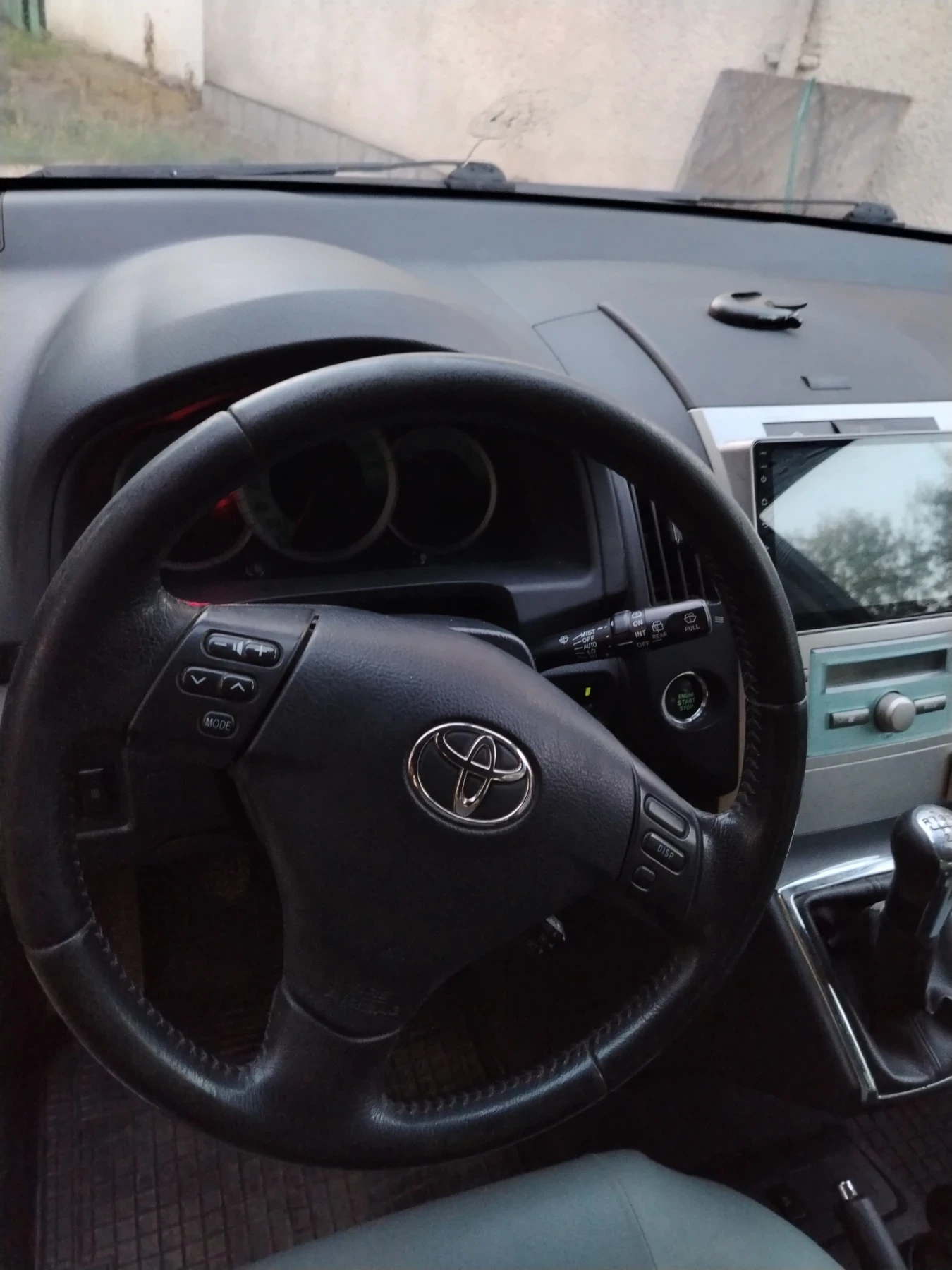 Toyota Corolla verso, снимка 7 - Автомобили и джипове - 55840822