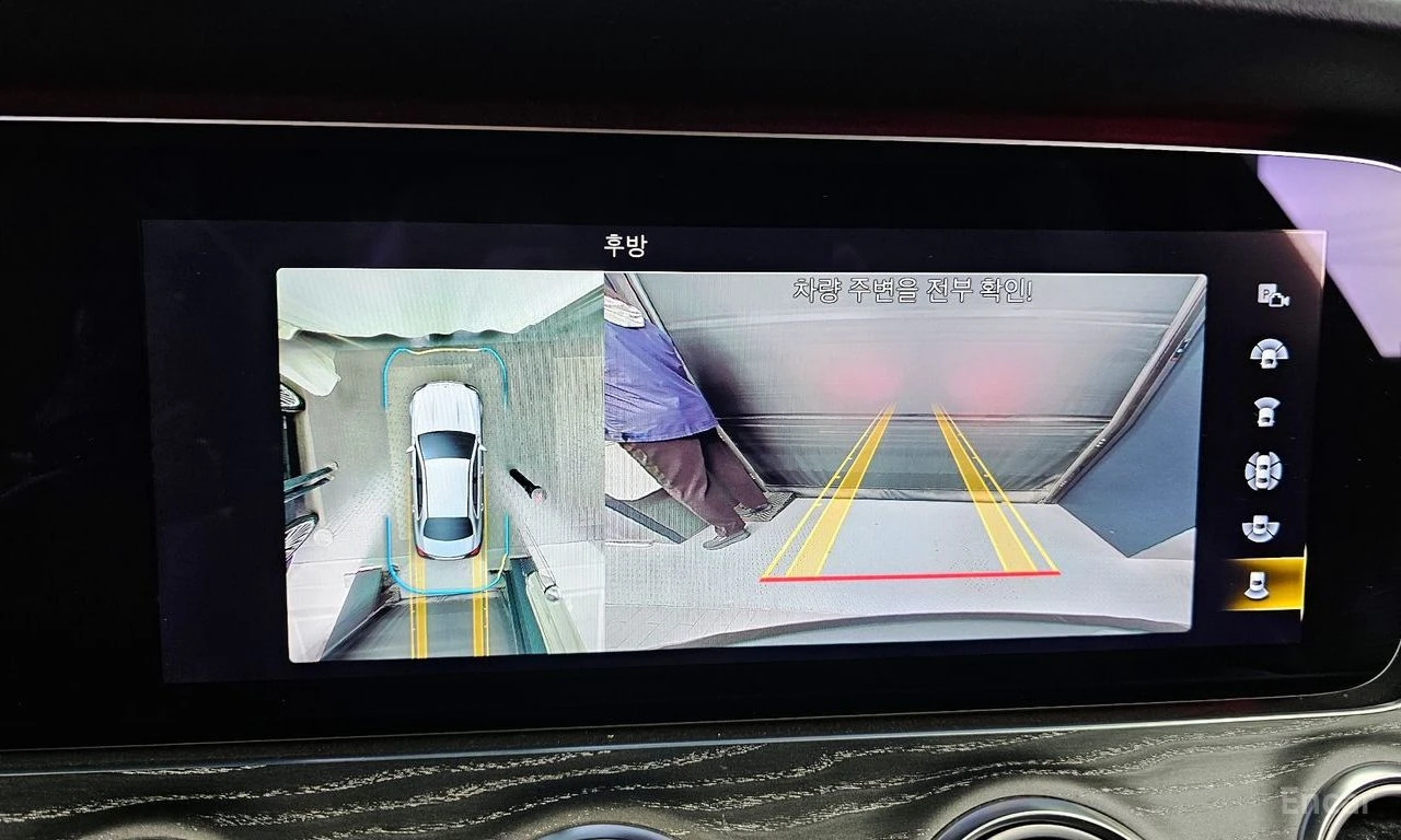 Mercedes-Benz E 350 AMG* LINE* 4MATIC* BURMESTER* ДИСТРОНИК* ХЕДЪП* 36, снимка 9 - Автомобили и джипове - 55901635