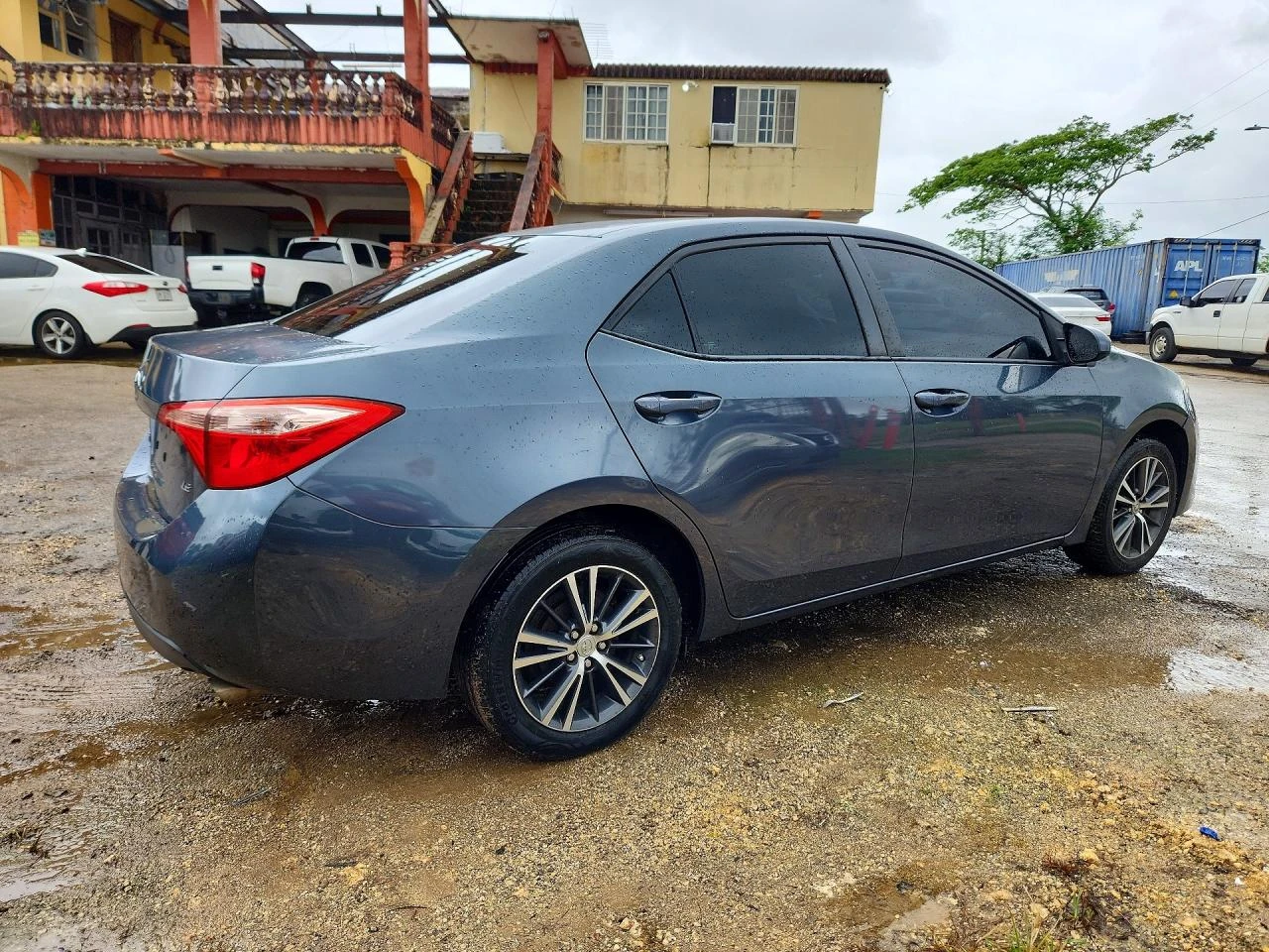 Toyota Corolla 1.8l, снимка 3 - Автомобили и джипове - 56150849