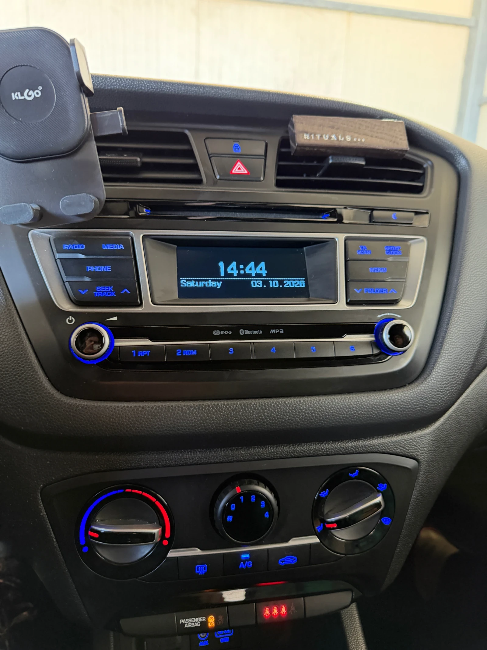 Hyundai I20, снимка 8 - Автомобили и джипове - 56433842