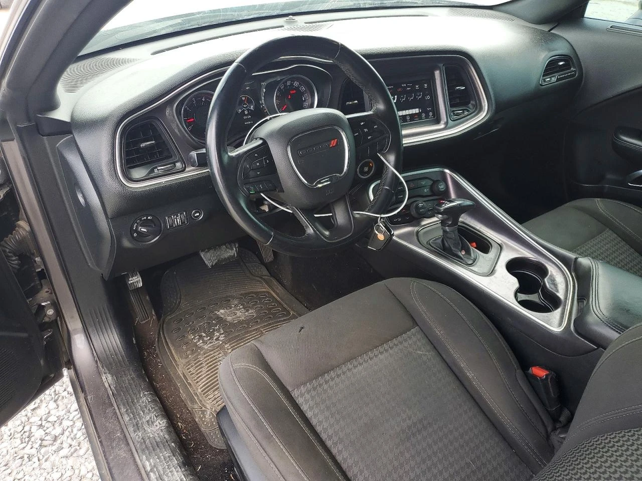 Dodge Challenger 3.6l Sxt, снимка 8 - Автомобили и джипове - 56476618