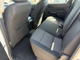 Toyota Hilux 2.4d4d, снимка 13