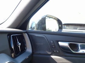 Volvo XC60 T8 AWD Black Edition Plus, снимка 12
