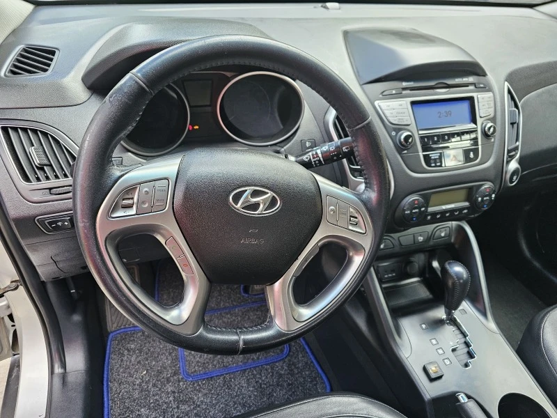 Hyundai IX35 2.0i 4x4  ГАЗ AUT, снимка 10 - Автомобили и джипове - 45821583