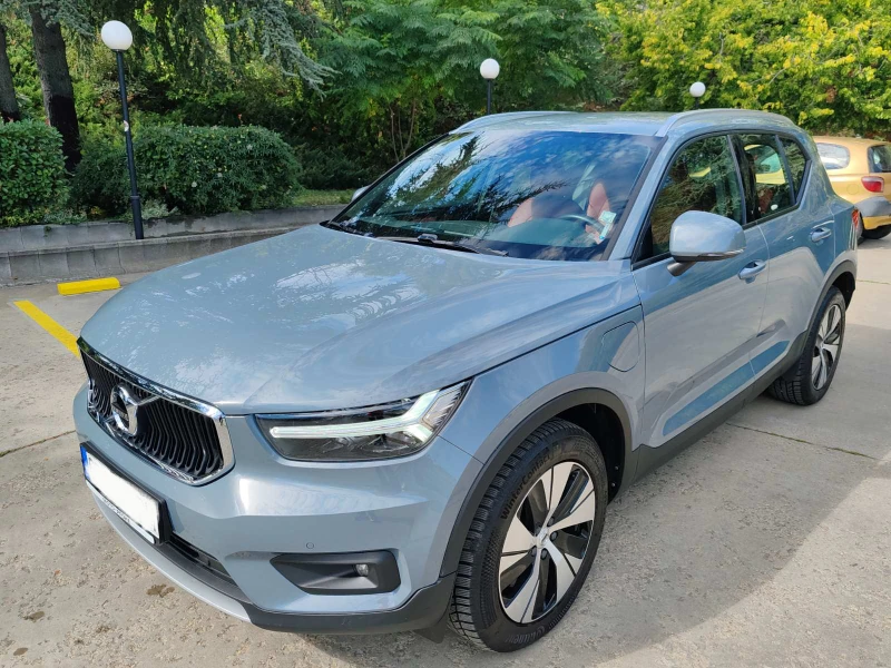 Volvo XC40 Plug in Hybrid T5 Two Engines, снимка 8 - Автомобили и джипове - 49048157