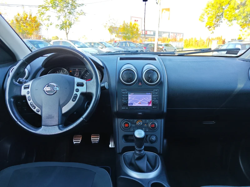 Nissan Qashqai 2.0-i-Швейцария, снимка 12 - Автомобили и джипове - 47711277