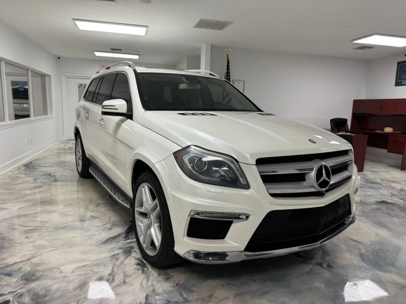 Mercedes-Benz GL 500 360 камери* Обдухване* , снимка 2 - Автомобили и джипове - 47928035