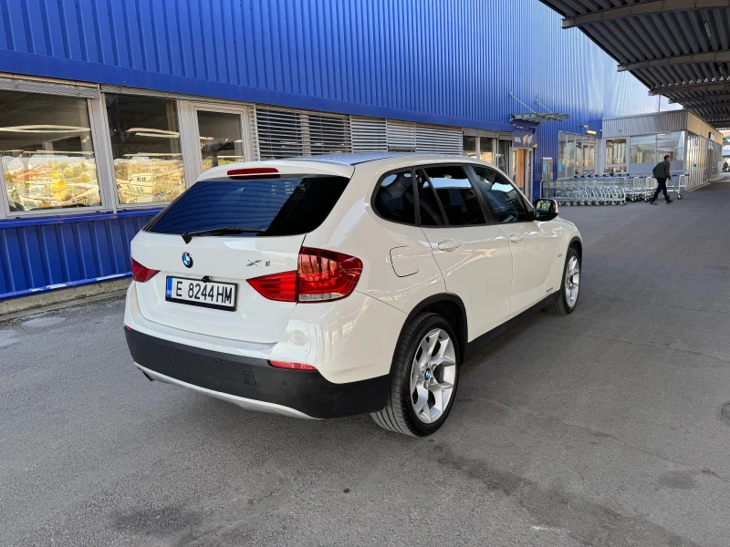 BMW X1, снимка 13 - Автомобили и джипове - 48773392