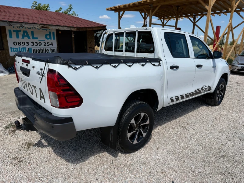 Toyota Hilux 2.4d4d, снимка 5 - Автомобили и джипове - 51547192