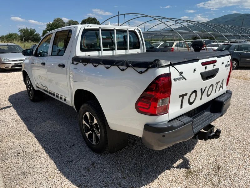 Toyota Hilux 2.4d4d, снимка 7 - Автомобили и джипове - 51547192