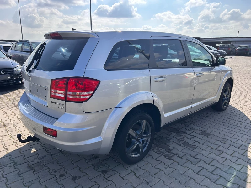 Dodge Journey 2.4i AVTOMAT/NAVI/KAMERA EURO 5, снимка 6 - Автомобили и джипове - 52051626
