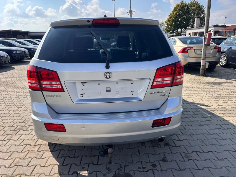 Dodge Journey 2.4i AVTOMAT/NAVI/KAMERA EURO 5, снимка 7 - Автомобили и джипове - 52051626