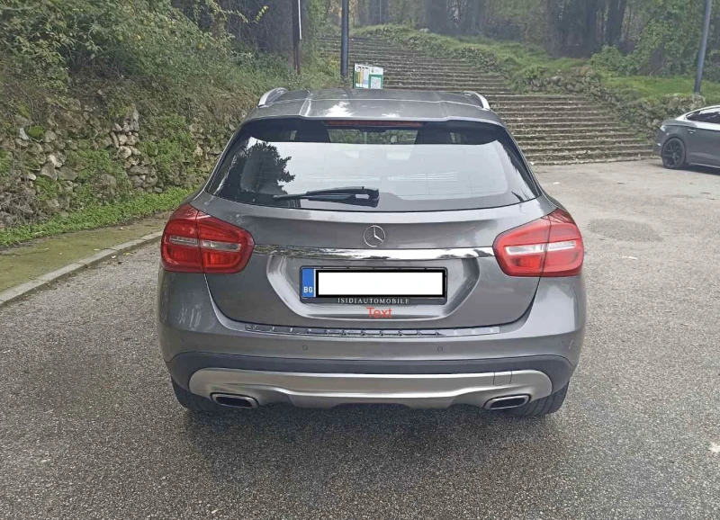 Mercedes-Benz GLA 220, снимка 5 - Автомобили и джипове - 52432868